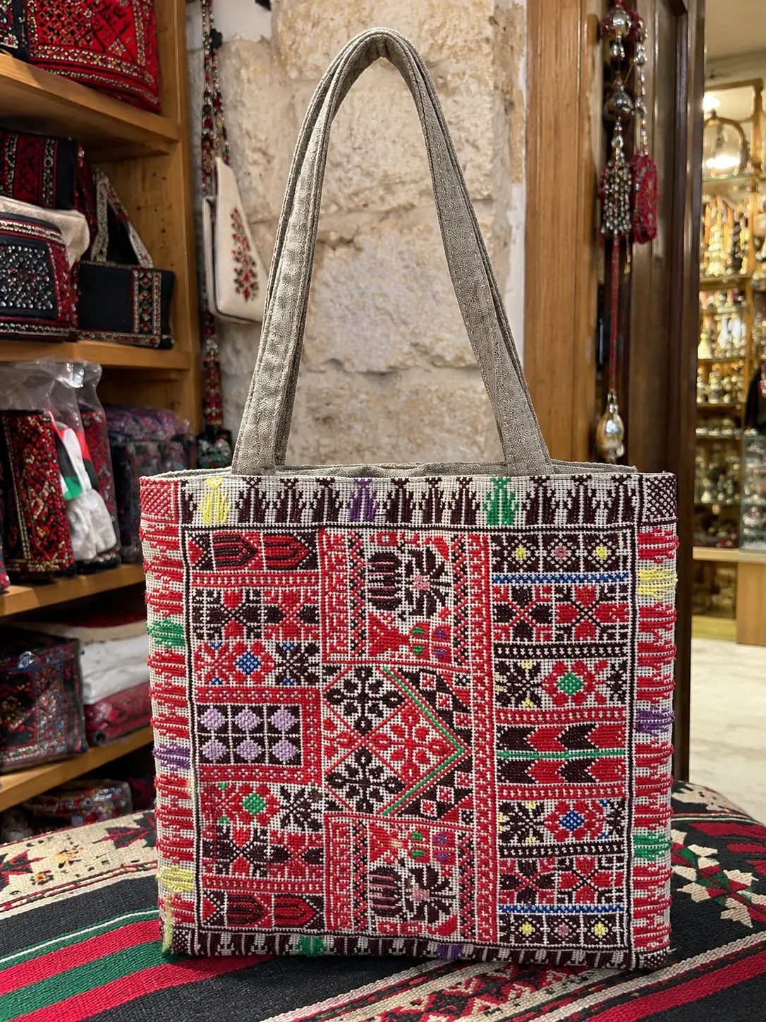 Hand-Embroidered Jordanian Tote Bag – Traditional Heritage Design